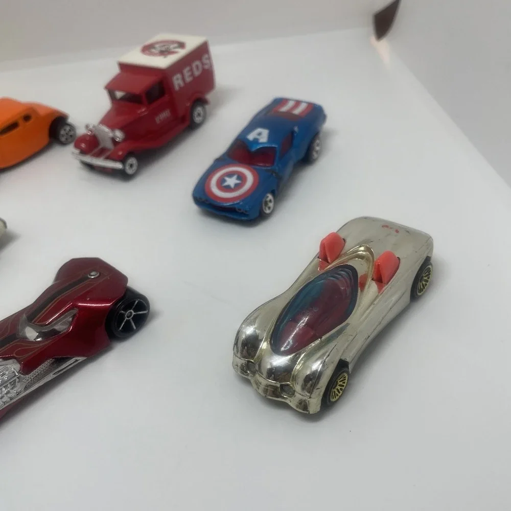 Lot‎ Of 10 toy cars various brands & conditions HOT-WHEELS MAISTO